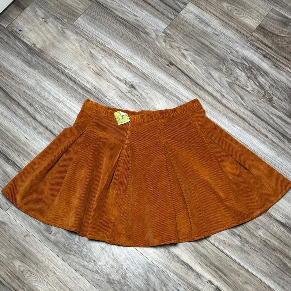 SO Women's Pumpkin Orange Corduroy Pleated Mini Skirt Size 13 NEW